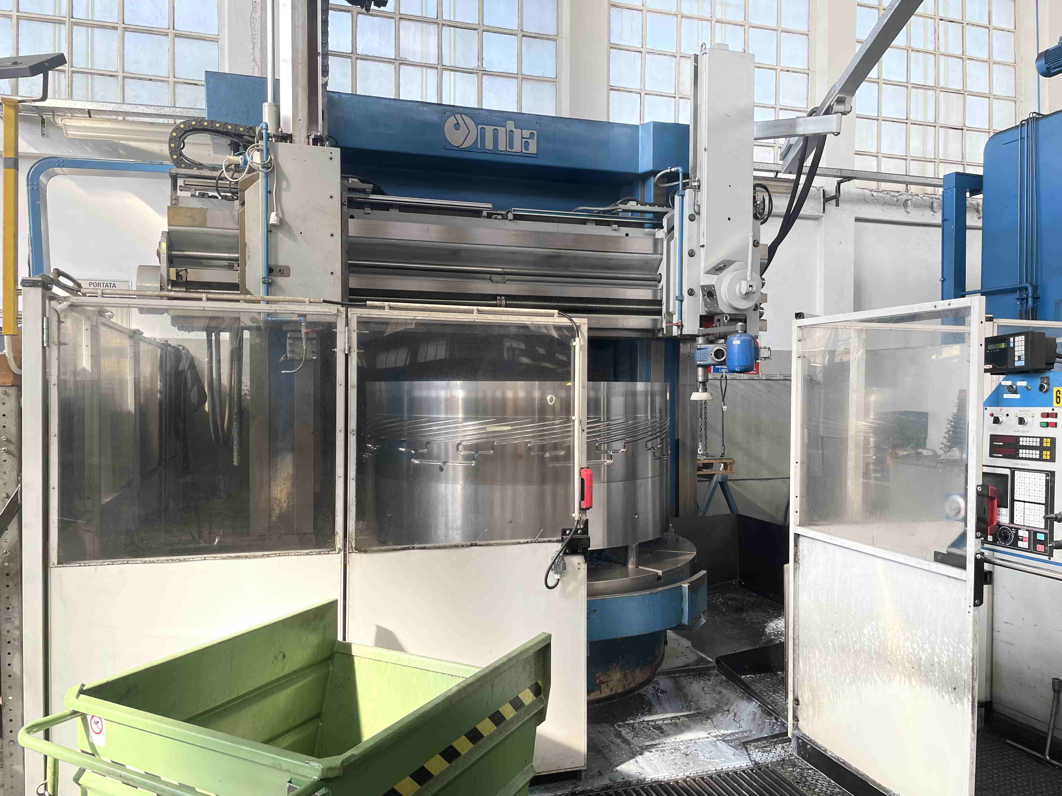 OMBA TV 215 CNC 